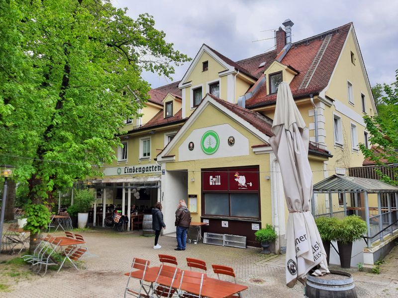 Datei:Lindengarten Trudering 2023.jpg