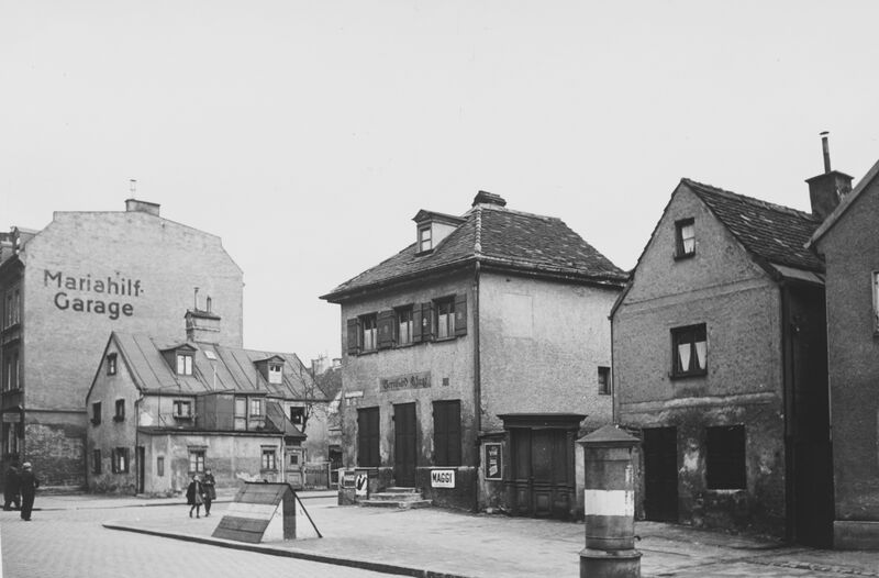 Datei:Muezeppelinmhilfstr031943b.jpg