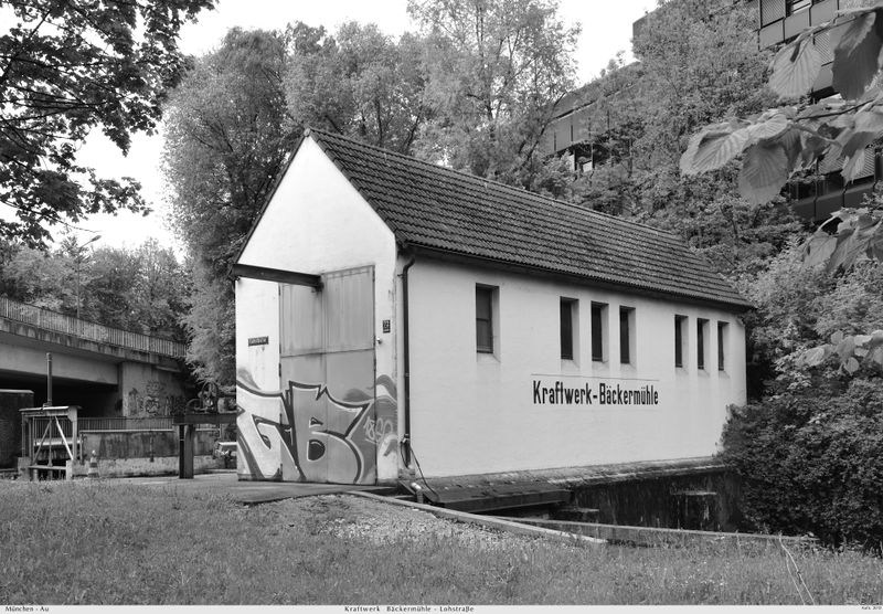 Datei:Mueaulohstr750052013bw.jpg