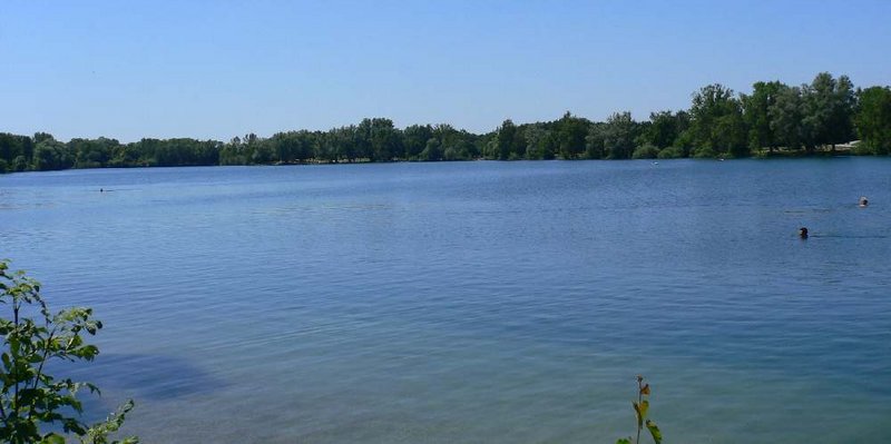 Datei:Feldmochingersee.jpg