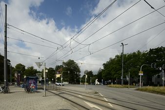 Am Theodolindenplatz.