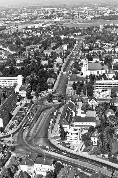 Datei:Romanplatz 1972.jpg