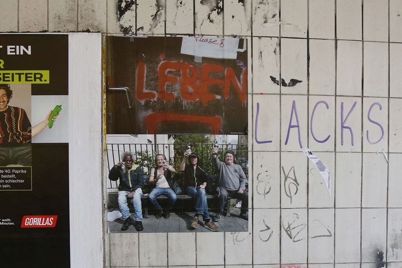 Datei:Plakat Leben 2022.jpg