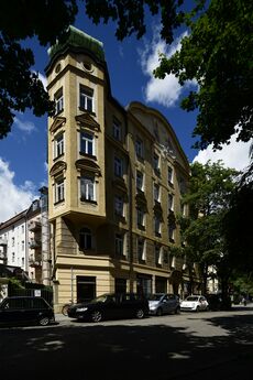 Innere-Wiener-Straße 46. Hier beginnt die Steinstraße nach der Hasunummernzählung