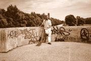 Franky auf der Wittelsbacher Brücke, 2008