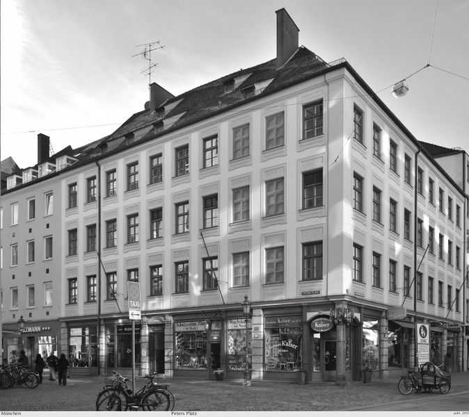 Datei:Muepetersplatz2013a.jpg