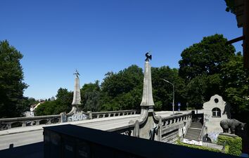 Auf der Brücke.