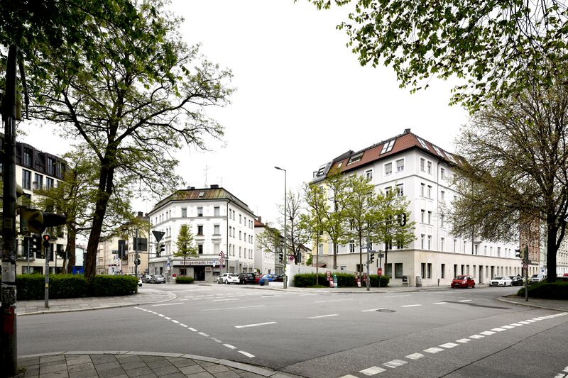 Datei:Muezenettiplatz052019.jpg