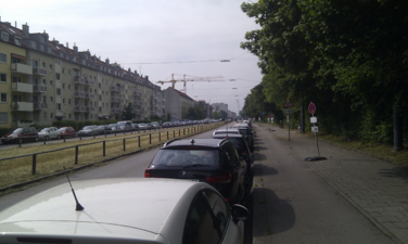 Blickrichtung Süden auf Höhe Rümannstraße.