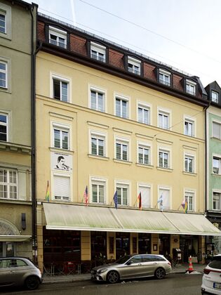 Reichenbachstraße 13, Hotel Deutsche Eiche