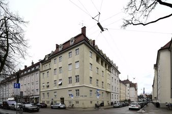 Kreuzung Destouchesstraße mit der Viktoriastraße