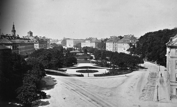 Maximiliansplatz 1882.