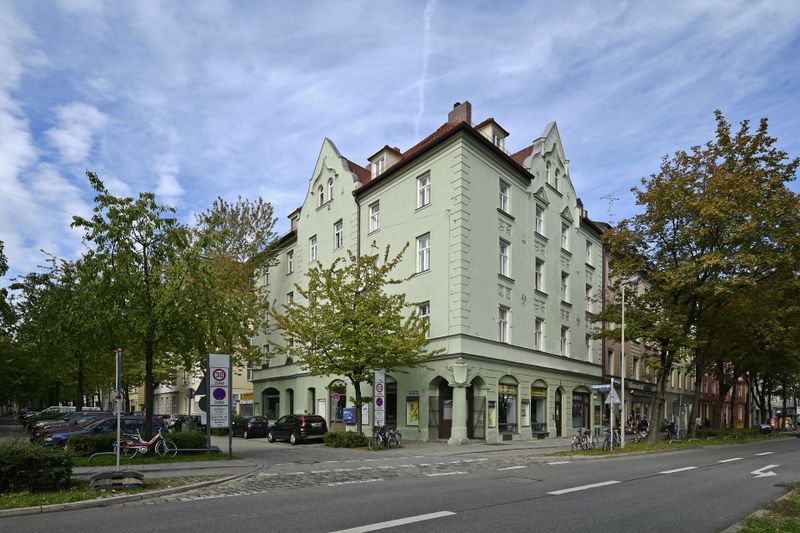 Datei:Mueguldeintrappentreustr102018c50.jpg