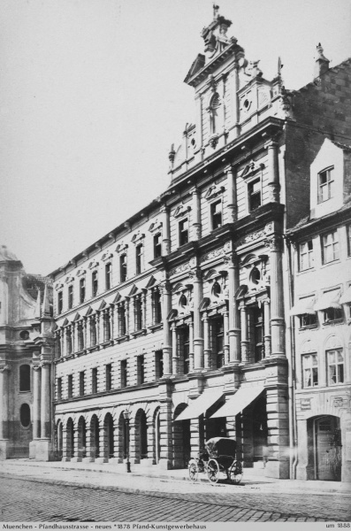 Datei:MuePfandhausstr6188xa.jpg