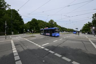 An der Kreuzung mit der Parzivalstraße.