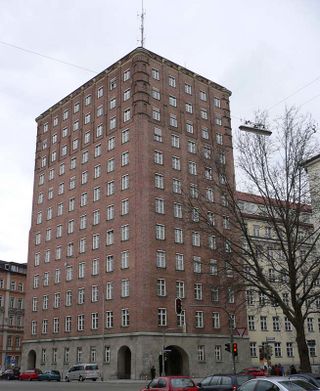 Hochhaus.jpg