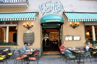 Café Voilà München Haidhausen 1.jpg