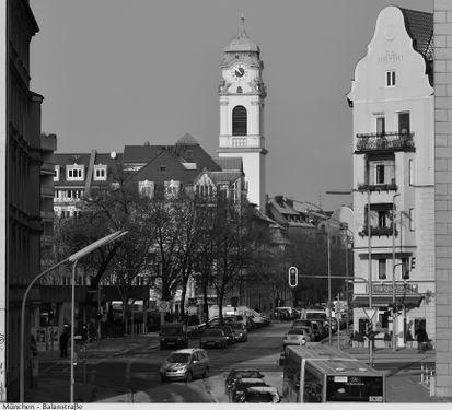 Kreuzung mit der Orleansstraße.