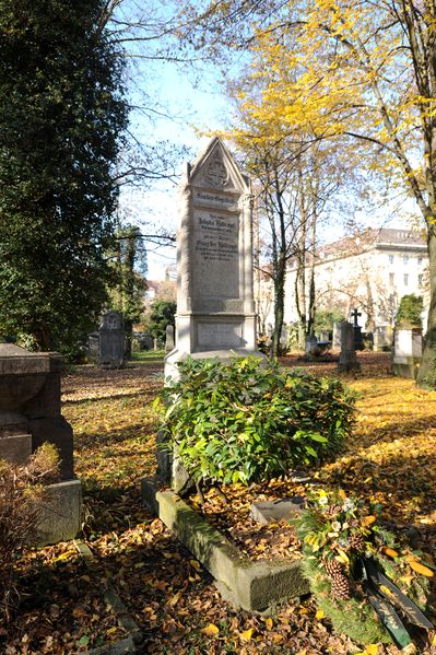 Datei:Muegrabhoellriegel0601252112012c85.jpg