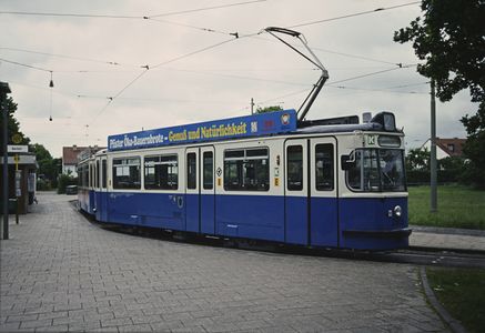 Bis zum Jahr 1993 fuhr die Linie 12 bis an den Schallerweg am Harthof.