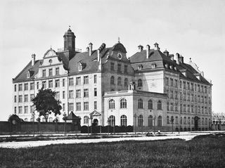 Mueschulhausmartinstr1904bw90.jpg