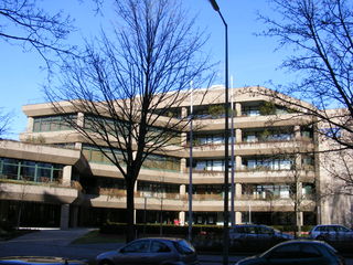 Bayerische Versicherungskammer Betonbau.JPG