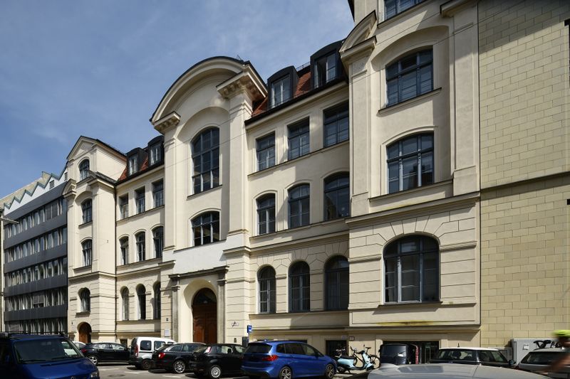 Datei:Mueamalienstr52072019c90.jpg