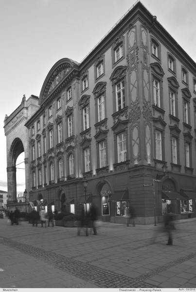 Datei:Preysingpalais2010a.jpg