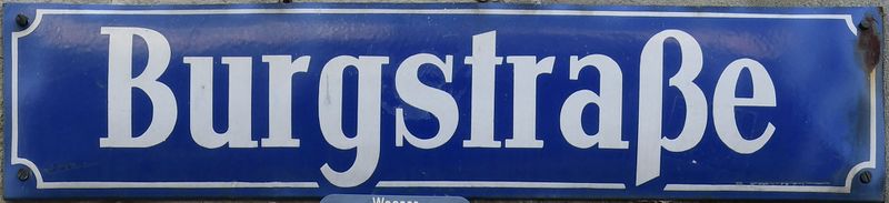 Datei:Mueburgstrschi2019.jpg