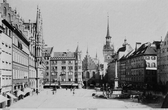 Marienplatz um 1885