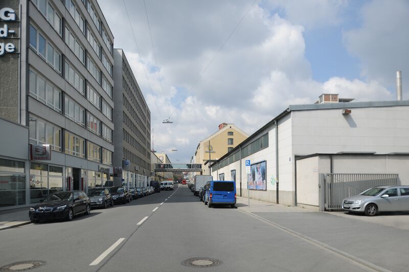 Datei:Muekarlstr7677042011.jpg
