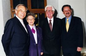 Georg Kronawitter, Frau Lieselotte Vogel, Dr. Hans-Jochen Vogel und Christian Ude.