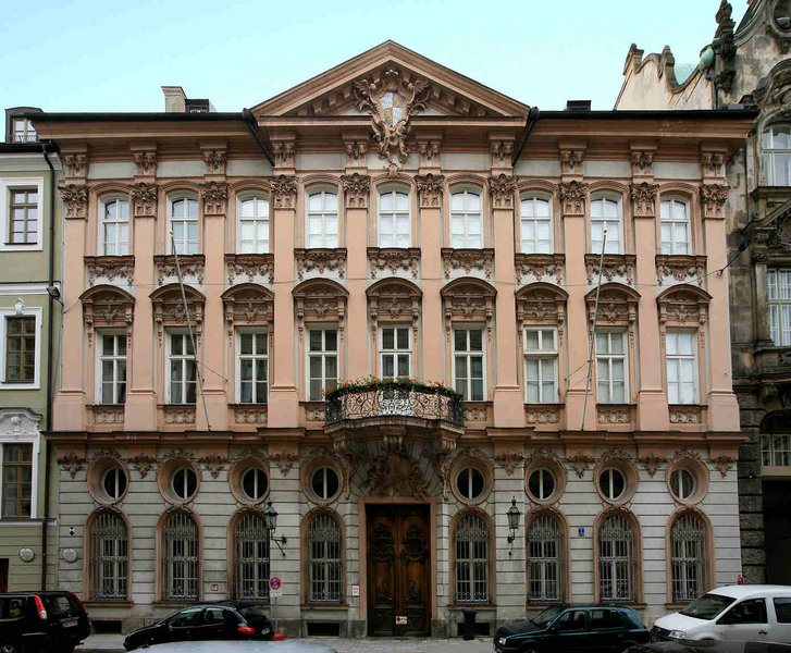 Datei:PalaisHolnstein.jpg