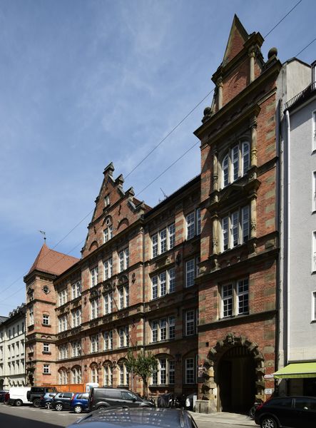 Datei:Mueamalienstr36052019c95.jpg