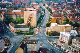 Rotkreuzplatz mit Schwesternheim.jpg