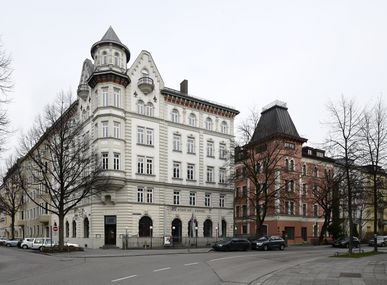 Pettenkoferstraße 48.