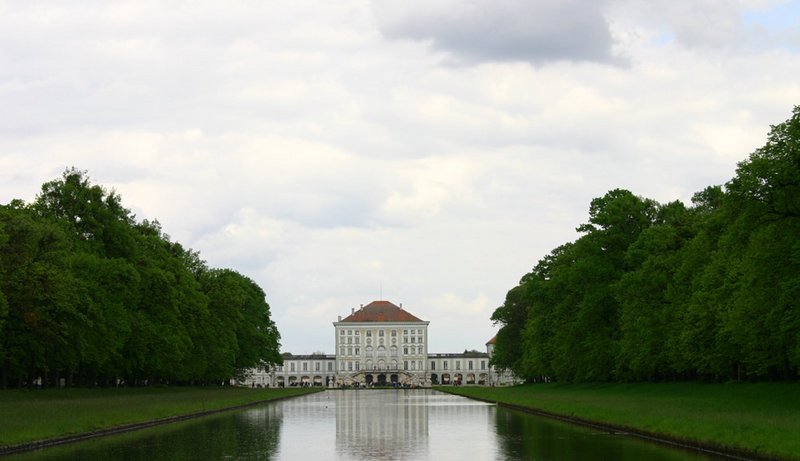 Datei:Nymphenburg r.jpg