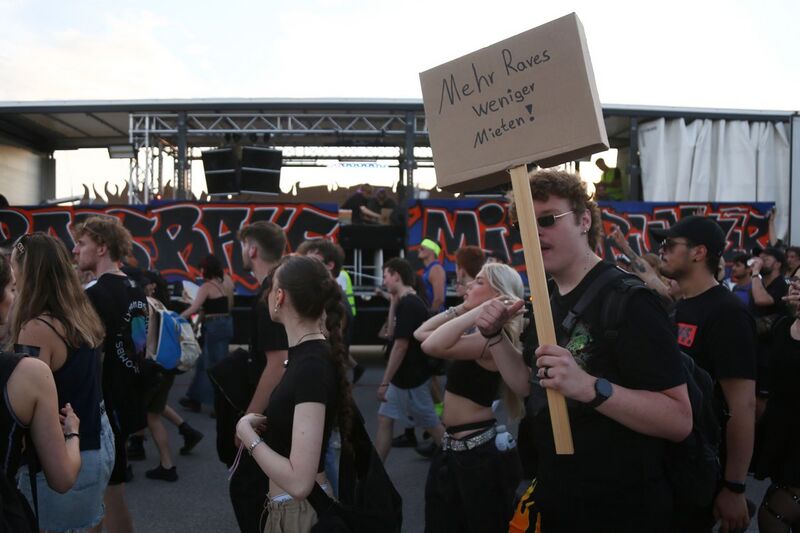 Datei:Krachparade Muenchen 2023 32.jpg