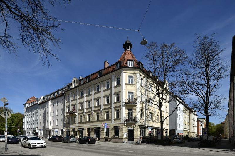 Datei:Mueumboldtsommerstr042022.jpg