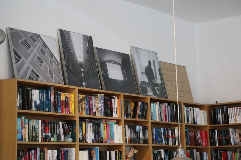 Datei:Krimibuchhandlung Glatteis 2020 06.jpg